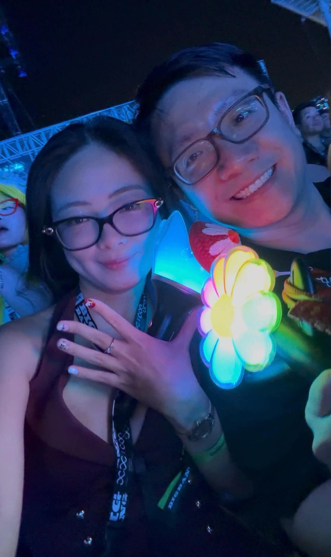 Danh t&iacute;nh V.I.P được cầu h&ocirc;n giữa concert BIGBANG: Đ&atilde; c&oacute; một em b&eacute; 4 tuổi, chồng muốn &ldquo;b&ugrave; đắp&rdquo; cho vợ- Ảnh 3.