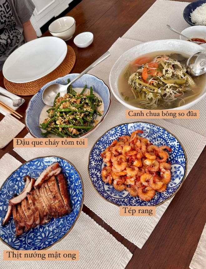 M&acirc;m cơm nh&agrave; của nữ diễn vi&ecirc;n nổi tiếng từng đạp xe giao cơm, nay l&agrave;m d&acirc;u tỷ ph&uacute; &ldquo;vua h&agrave;ng hiệu&rdquo; - Ảnh 2.