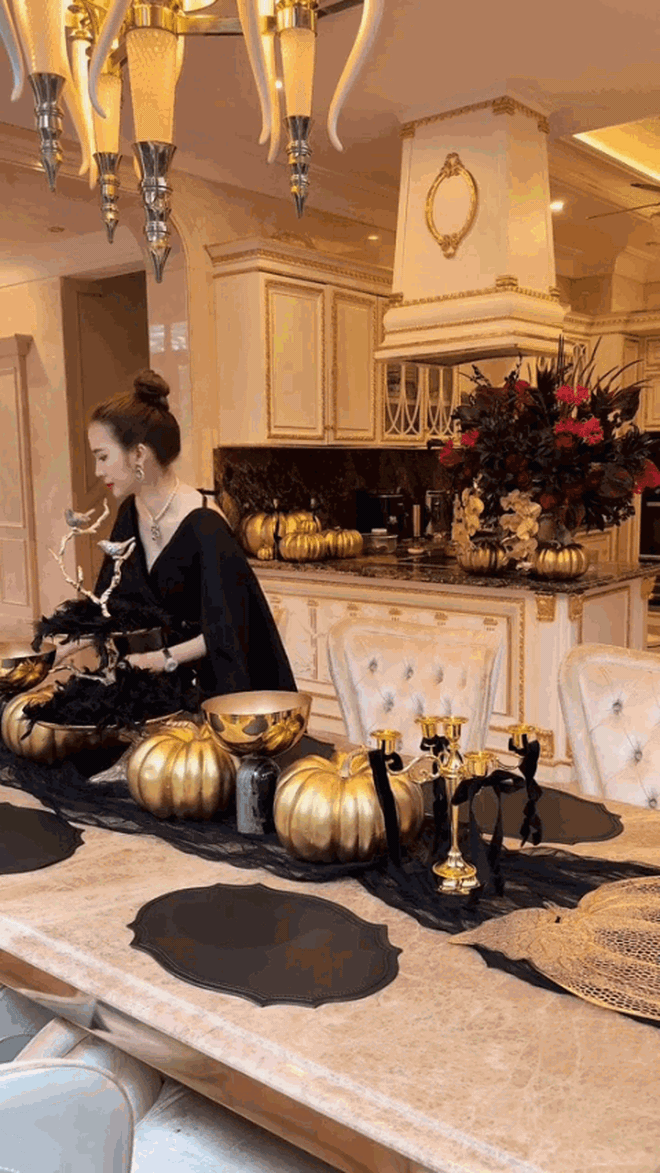 Ngắm bộ "đồ h&agrave;ng" của ph&uacute; b&agrave; Ngọc Loan, d&acirc;n mạng cho&aacute;ng v&aacute;ng: &ldquo;Giảm sức mạnh con tướng n&agrave;y gi&uacute;p t&ocirc;i!&rdquo;- Ảnh 9.