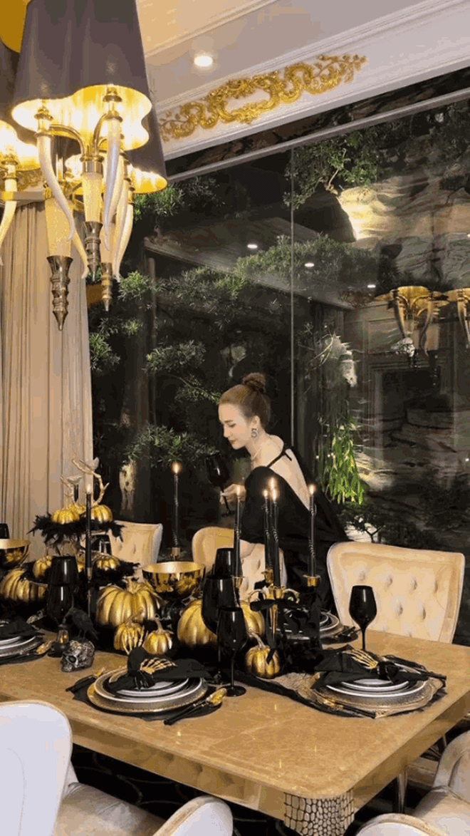 Ngắm bộ "đồ h&agrave;ng" của ph&uacute; b&agrave; Ngọc Loan, d&acirc;n mạng cho&aacute;ng v&aacute;ng: &ldquo;Giảm sức mạnh con tướng n&agrave;y gi&uacute;p t&ocirc;i!&rdquo;- Ảnh 10.