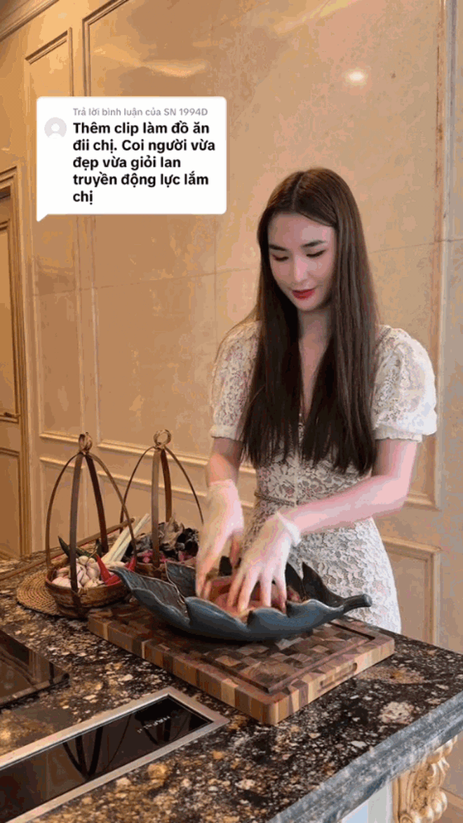 Ngắm bộ "đồ h&agrave;ng" của ph&uacute; b&agrave; Ngọc Loan, d&acirc;n mạng cho&aacute;ng v&aacute;ng: &ldquo;Giảm sức mạnh con tướng n&agrave;y gi&uacute;p t&ocirc;i!&rdquo;- Ảnh 4.
