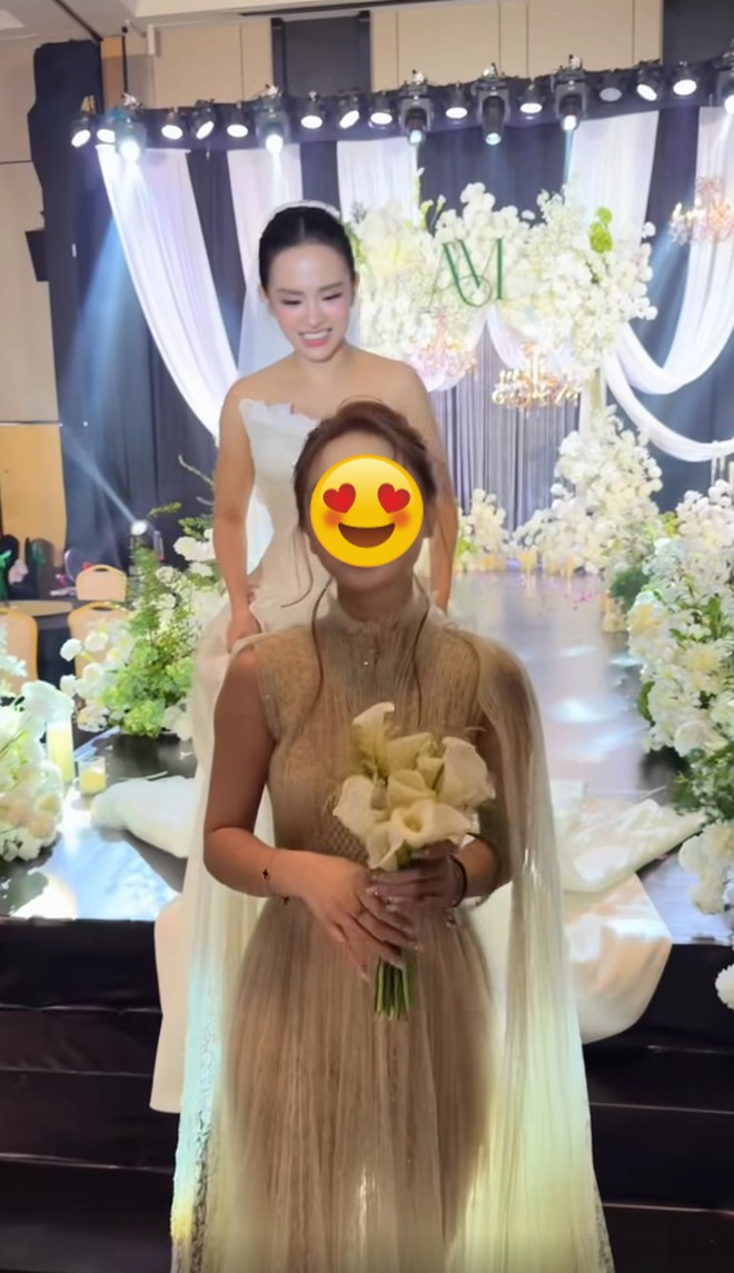 Cô gái bắt hoa cưới trong đám cưới Vương Anh Ole chính là bạn gái tin đồn của B Trần? - Ảnh 1.