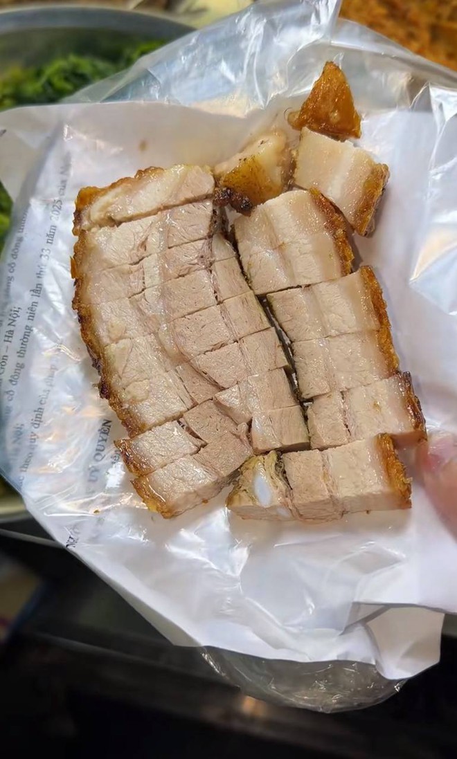 Qu&aacute;n canh b&uacute;n cua gia truyền ở phố cổ H&agrave; Nội, sợi b&uacute;n to gấp v&agrave;i lần b&igrave;nh thường, d&ugrave;ng 5 kg cua đồng cho nồi nước d&ugrave;ng - Ảnh 30.