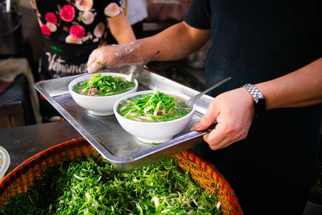Nghệ thuật Comfort Food: Tại sao khi c&ocirc; đơn, ch&uacute;ng ta lại th&egrave;m một b&aacute;t phở n&oacute;ng? - Ảnh 16.