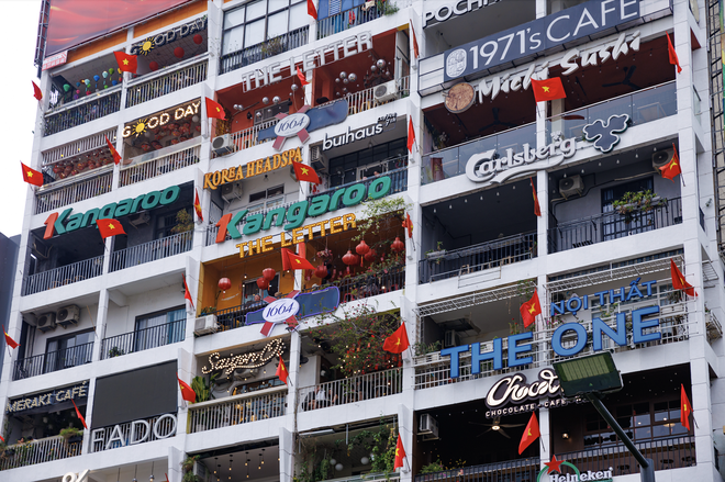 Chung cư 66 năm tuổi ở phố đi bộ Nguyễn Huệ từng l&ecirc;n b&aacute;o Mỹ: Diện mạo sau chỉnh trang lạ lẫm, nh&igrave;n ảo như A.I- Ảnh 10.