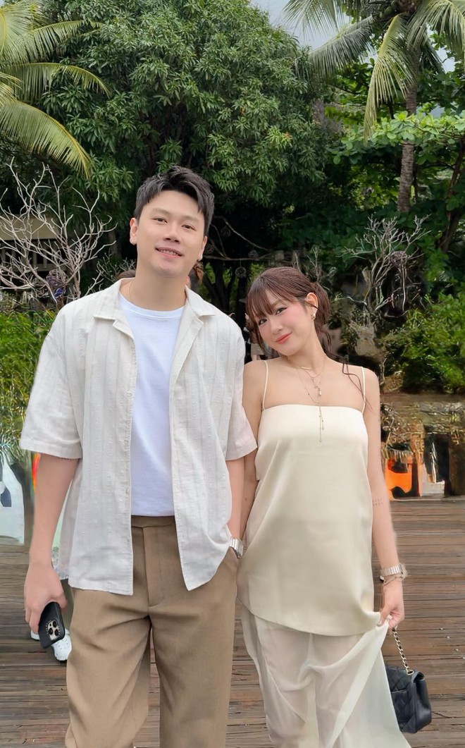 Y&ecirc;u c&ocirc; h&agrave;ng x&oacute;m, bạn th&acirc;n th&agrave;nh vợ chồng, 1 thập kỷ nắm tay: Kết h&ocirc;n như n&agrave;y mới đ&aacute;ng chứ!- Ảnh 7.