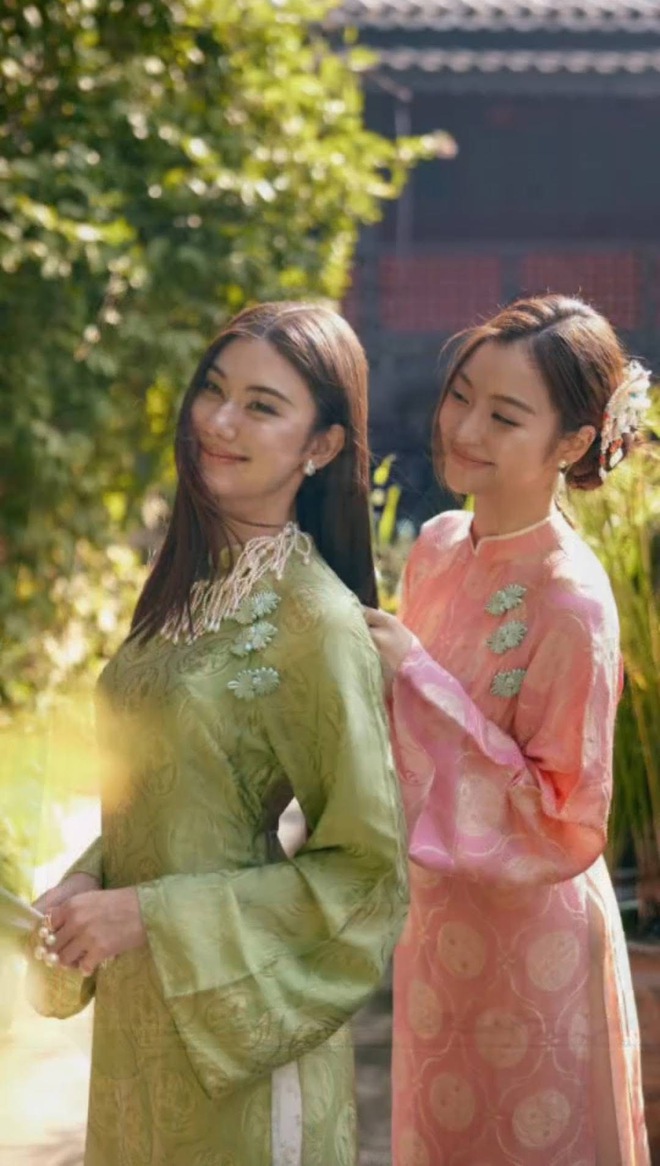 Couple nổi tiếng Th&aacute;i Lan đăng t&acirc;m thư xin lỗi v&igrave; gọi &aacute;o d&agrave;i Việt Nam l&agrave; trang phục truyền thống Trung Hoa- Ảnh 3.