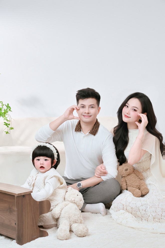 Qu&yacute; &ocirc;ng tuổi Ngọ v&agrave; cuộc h&ocirc;n nh&acirc;n "ngược chuẩn": Kh&ocirc;ng l&agrave;m g&igrave; n&ecirc;n cũng kh&ocirc;ng để vợ với mẹ phải l&agrave;m g&igrave;!- Ảnh 3.