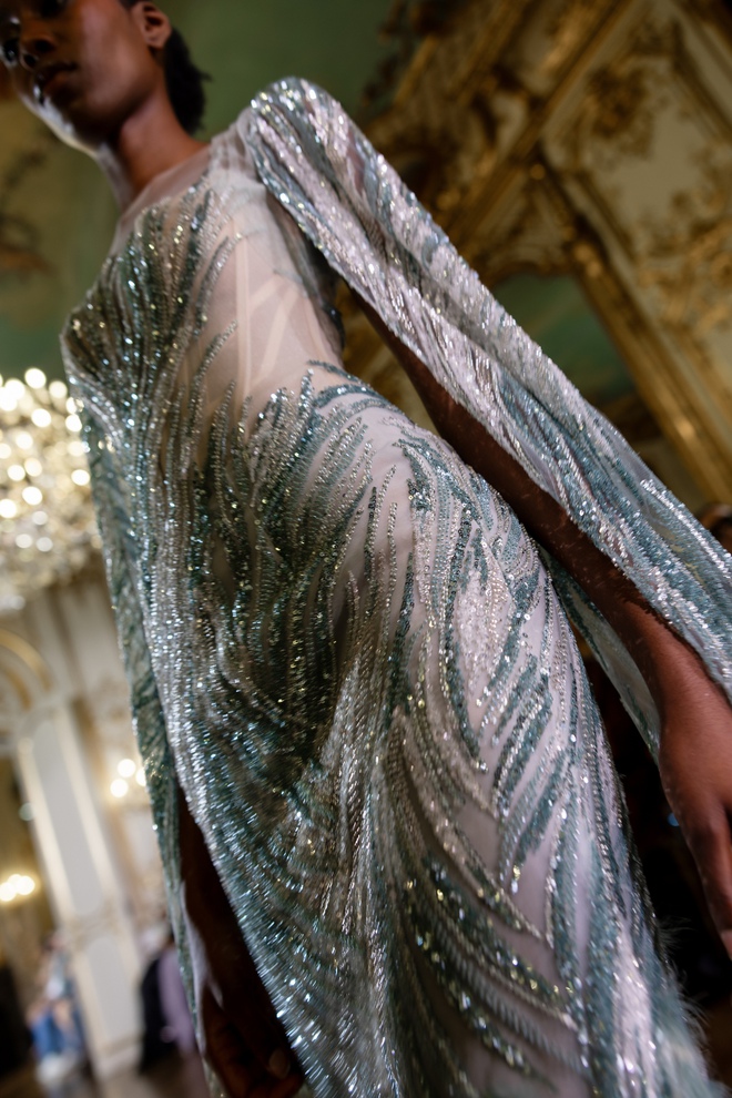 "M&atilde;" Đ&aacute;o Th&agrave;nh C&ocirc;ng: Thời trang Việt Nam đang phi nước đại tr&ecirc;n những đại lộ lớn nhất thế giới- Ảnh 14.