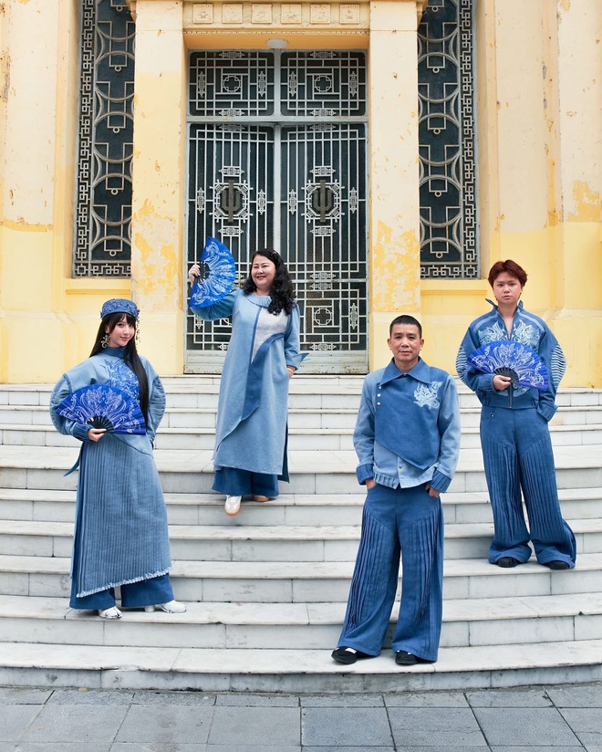 Gia đ&igrave;nh mốt nhất M&ugrave;ng 1 c&ograve;n ai ngo&agrave;i Quỳnh Anh Shyn: Gần 10 năm khiến d&acirc;n mạng ph&aacute;t cuồng mỗi Tết- Ảnh 4.