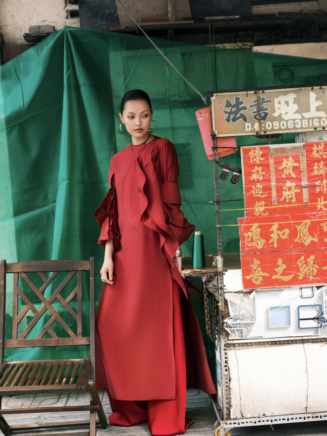 "M&atilde;" Đ&aacute;o Th&agrave;nh C&ocirc;ng: Thời trang Việt Nam đang phi nước đại tr&ecirc;n những đại lộ lớn nhất thế giới- Ảnh 4.