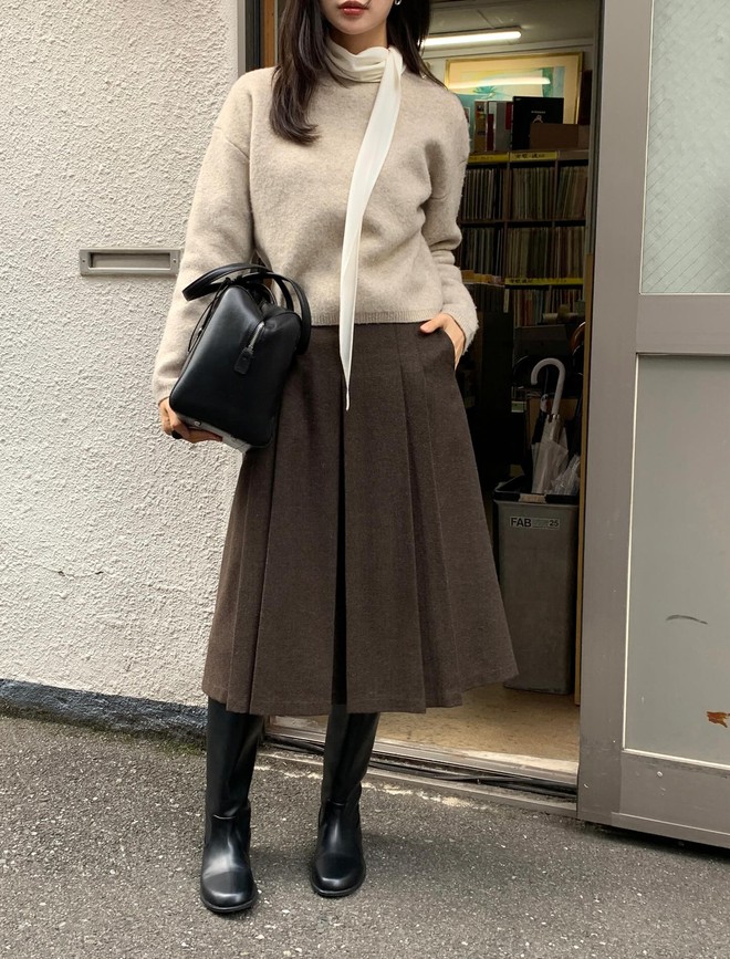 Trong mu&ocirc;n v&agrave;n mẫu ch&acirc;n v&aacute;y, đ&acirc;y l&agrave; 4 kiểu sang trọng nhất- Ảnh 10.