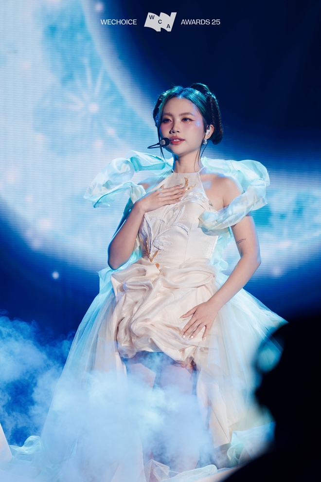 MXH ngập chia sẻ d&agrave;n sao Việt sau gala WeChoice Awards: Cảm x&uacute;c, &yacute; nghĩa, vỡ o&agrave; v&agrave; hơn thế nữa!- Ảnh 3.