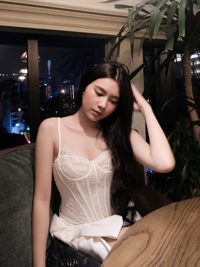 Hạt Dẻ bỏ đi 1 điểm giống ba, được khen lu&ocirc;n "nữ thần b&oacute;ng rổ"- Ảnh 15.