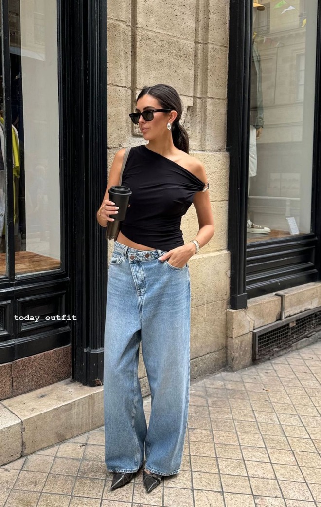 Hội mặc đẹp to&agrave;n cầu đều "thủ" chiếc &aacute;o n&agrave;y trong tủ: Xinh đứ đừ, diện c&ugrave;ng ch&acirc;n v&aacute;y hay quần jeans đều hợp v&ocirc; đối- Ảnh 16.