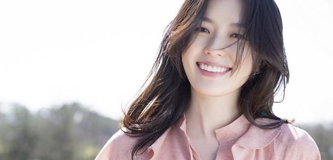 Ngắm tủ đồ của "mỹ nữ cười đẹp nhất showbiz": U40 vẫn s&agrave;nh điệu, kh&iacute; chất sao hạng A đ&uacute;ng nghĩa- Ảnh 1.