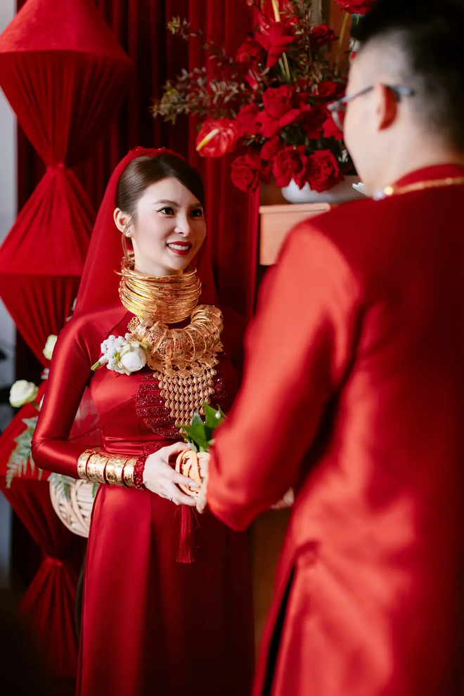 C&ocirc; d&acirc;u miền T&acirc;y lấy chồng Singapore: Hồi m&ocirc;n 57 c&acirc;y v&agrave;ng, sổ đỏ 11 tỷ, tổng gi&aacute; trị ai nghe cũng cho&aacute;ng v&aacute;ng- Ảnh 11.