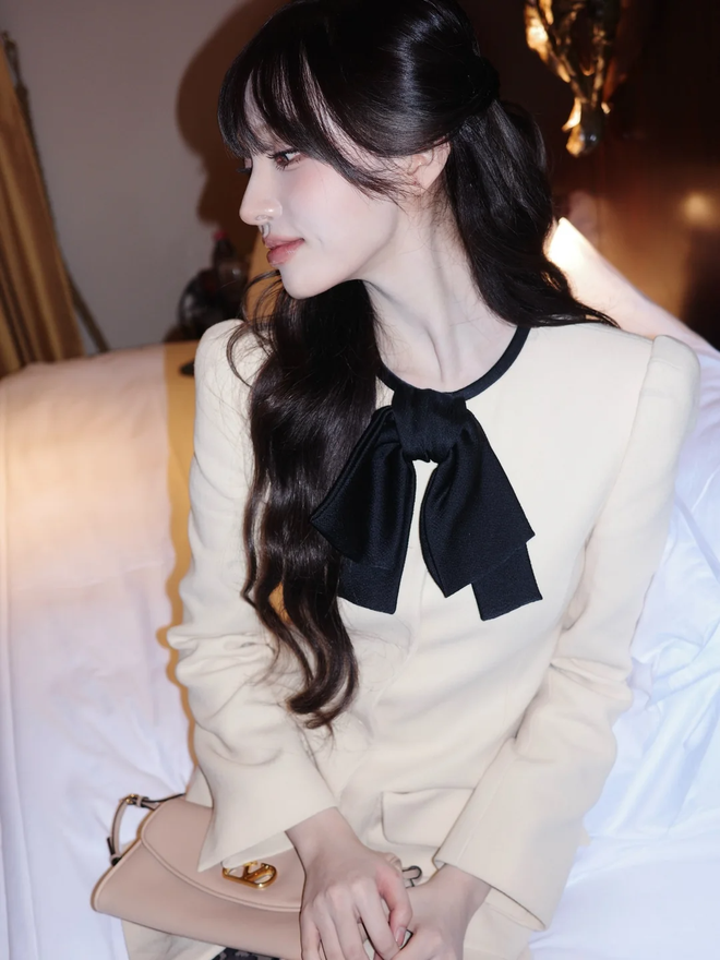 Giảm c&acirc;n giống như "thần ch&uacute;" l&ecirc;n hương của mỹ nh&acirc;n showbiz: Nhan sắc thăng hạng, ăn mặc đẹp tuyệt đối- Ảnh 8.