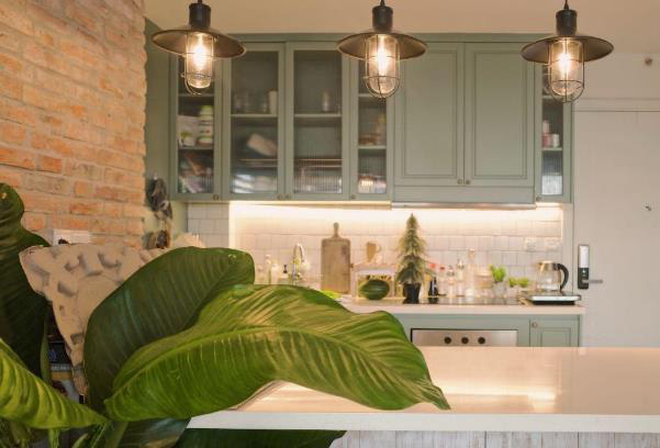 Căn hộ "chữa l&agrave;nh" của Ch&acirc;u B&ugrave;i: Đẹp như bước ra từ hoạt h&igrave;nh Anime nhưng c&ocirc; chủ vẫn "đập đi l&agrave;m lại"- Ảnh 4.