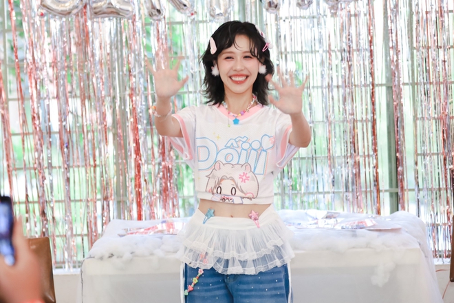 1 mỹ nh&acirc;n &aacute;m ảnh v&igrave; bị ch&ecirc; xấu, Diệu Nhi phải lạy để "đừng giả trai" che giấu nhan sắc thực- Ảnh 12.