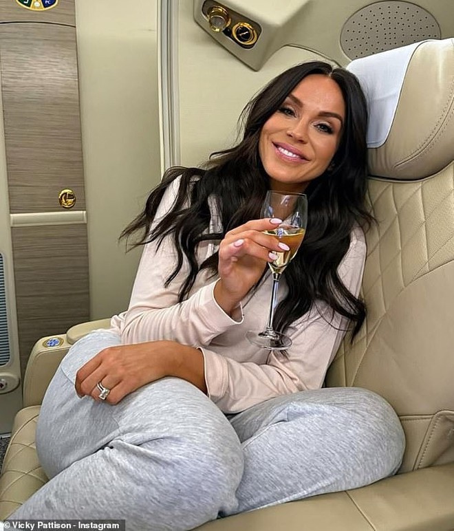 Đ&ecirc;m kinh ho&agrave;ng ở Dubai- Ảnh 9.