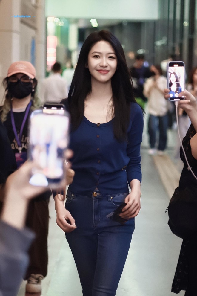 1,4 tỷ d&acirc;n Trung t&igrave;m kiếm mỹ nữ mặc quần jeans đẹp v&ocirc; thực- Ảnh 6.