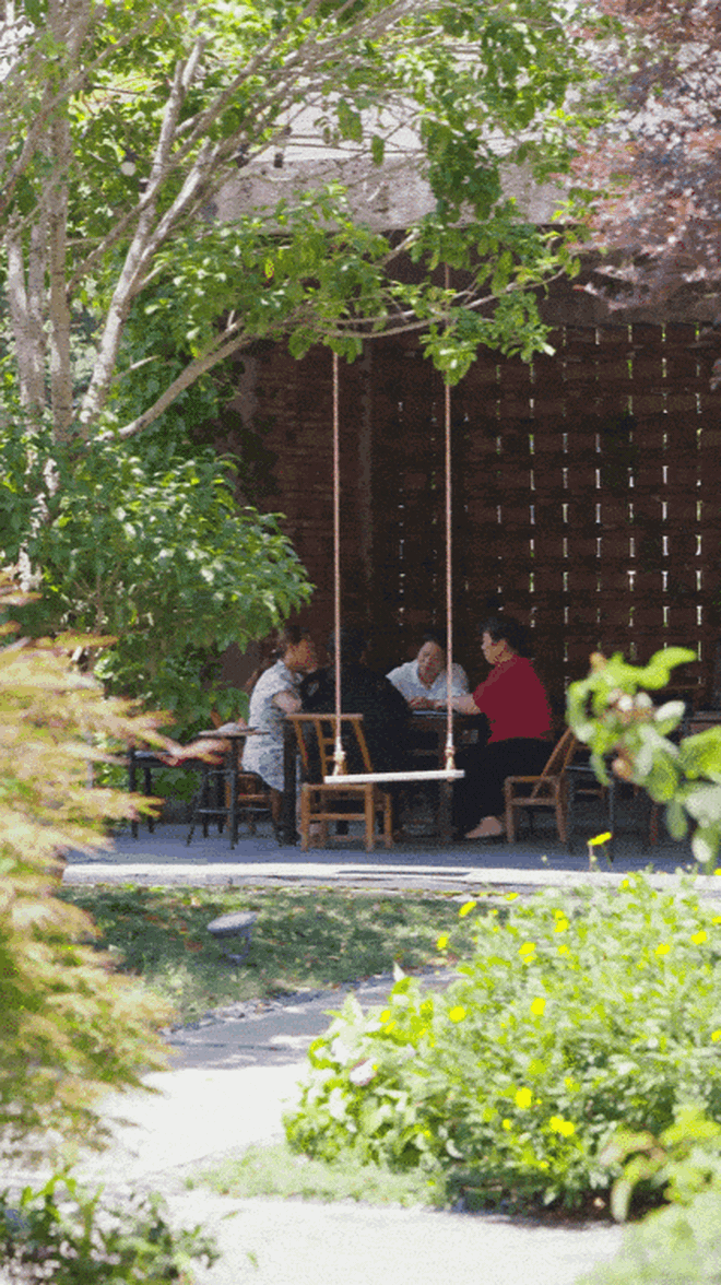 30 tuổi tự xây “nhà dưỡng lão” cho bố mẹ: Câu chuyện khiến nhiều người nghĩ lại về tiền bạc và tuổi già- Ảnh 14. 30 tuổi tự xây “nhà dưỡng lão” cho bố mẹ: Câu chuyện khiến nhiều người nghĩ lại về tiền bạc và tuổi già- Ảnh 14.