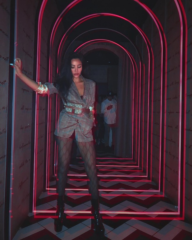 Meo Meo - g&aacute;i đẹp S&agrave;i th&agrave;nh "nhảy" đến khi qu&aacute;n dỡ đ&egrave;n dọn s&acirc;n khấu mới chịu về, l&agrave; ai?- Ảnh 6.