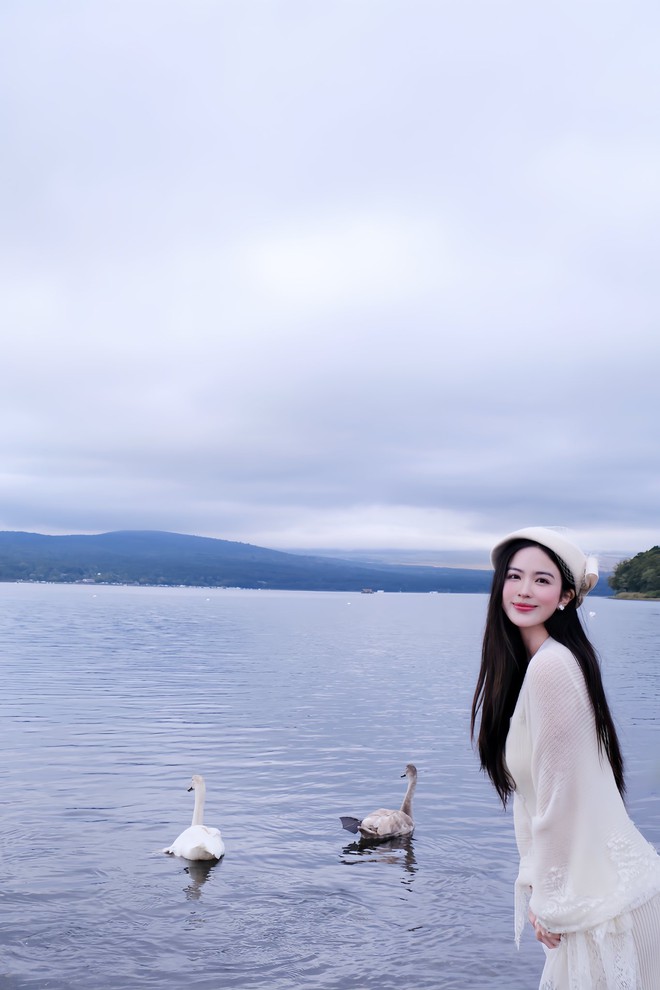 Danh t&iacute;nh 2 c&ocirc; g&aacute;i khiến cameraman VTV &ldquo;ghi b&agrave;n&rdquo;, được t&igrave;m kiếm nhiều nhất hiện tại- Ảnh 12.