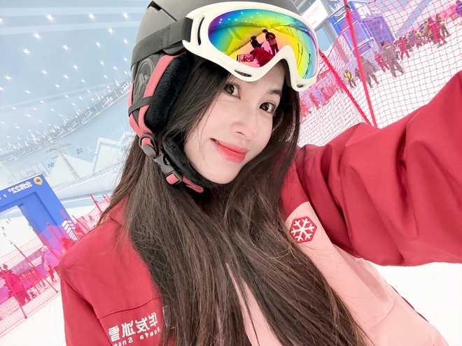 Danh t&iacute;nh 2 c&ocirc; g&aacute;i khiến cameraman VTV &ldquo;ghi b&agrave;n&rdquo;, được t&igrave;m kiếm nhiều nhất hiện tại- Ảnh 10.