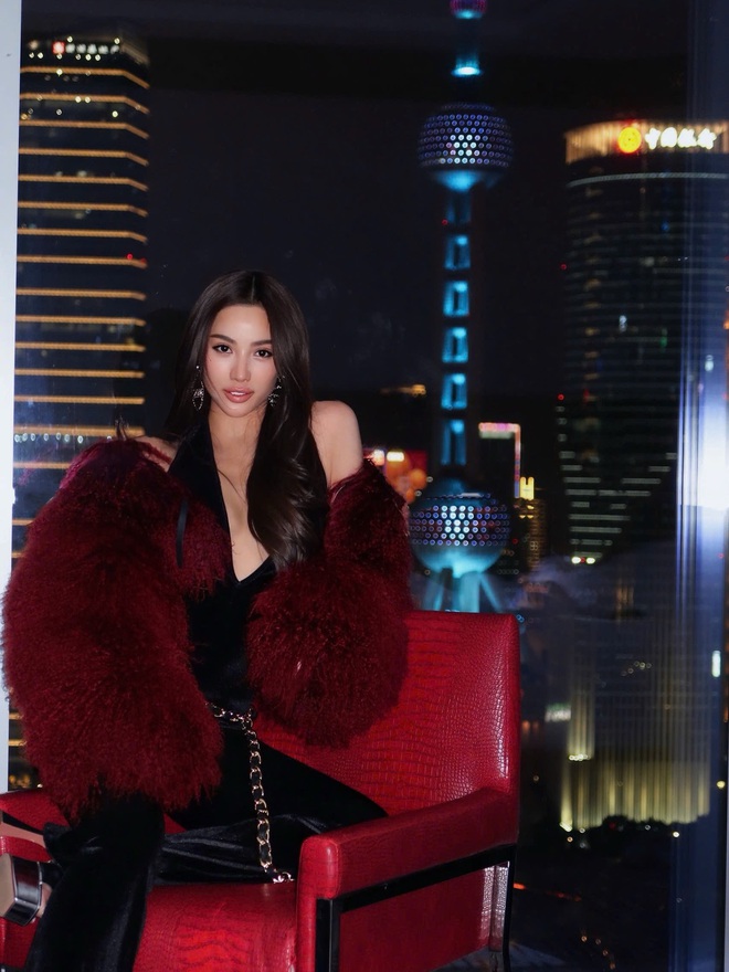 16 năm trước của dàn mỹ nhân không app, chơi hệ chiến: Giờ nhìn lại vẫn sang và "khác bọt"- Ảnh 14. 16 năm trước của dàn mỹ nhân không app, chơi hệ chiến: Giờ nhìn lại vẫn sang và "khác bọt"- Ảnh 14.