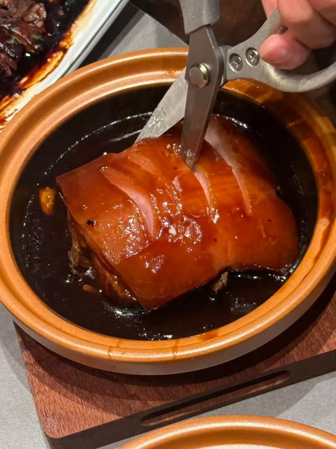 Ngỡ ngàng với 6 đặc sản nức tiếng vùng miệt vườn cổ kính: Giao thoa ẩm thực thú vị, từ món thanh tao đến "nặng mùi" đều gây nghiện- Ảnh 17. Ngỡ ngàng với 6 đặc sản nức tiếng vùng miệt vườn cổ kính: Giao thoa ẩm thực thú vị, từ món thanh tao đến "nặng mùi" đều gây nghiện- Ảnh 17.