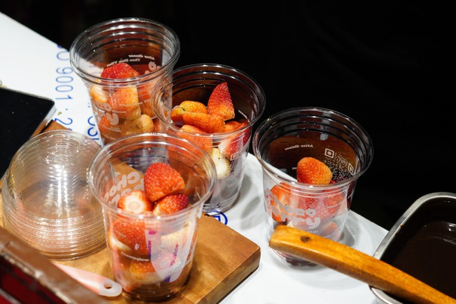 Nam sinh B&aacute;ch Khoa b&aacute;n d&acirc;u socola ch&aacute;y h&agrave;ng sau hai tiếng, đuối qu&aacute; phải đ&oacute;ng cửa b&aacute;o &ldquo;trốn kh&aacute;ch&rdquo;- Ảnh 5.