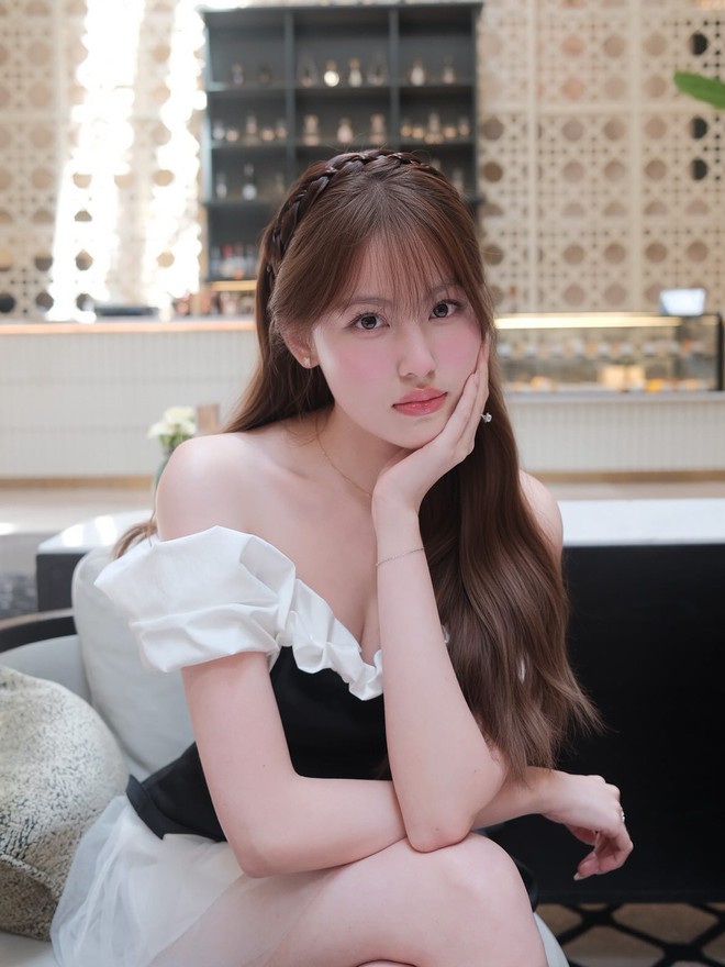 Ch&acirc;n dung hội n&agrave;ng thơ "thế hệ mới" đang y&ecirc;u c&aacute;c nam thần Vbiz: Kh&ocirc;ng đ&ograve;i "danh phận" nhưng sơ hở l&agrave; lộ hint hẹn h&ograve;- Ảnh 14.