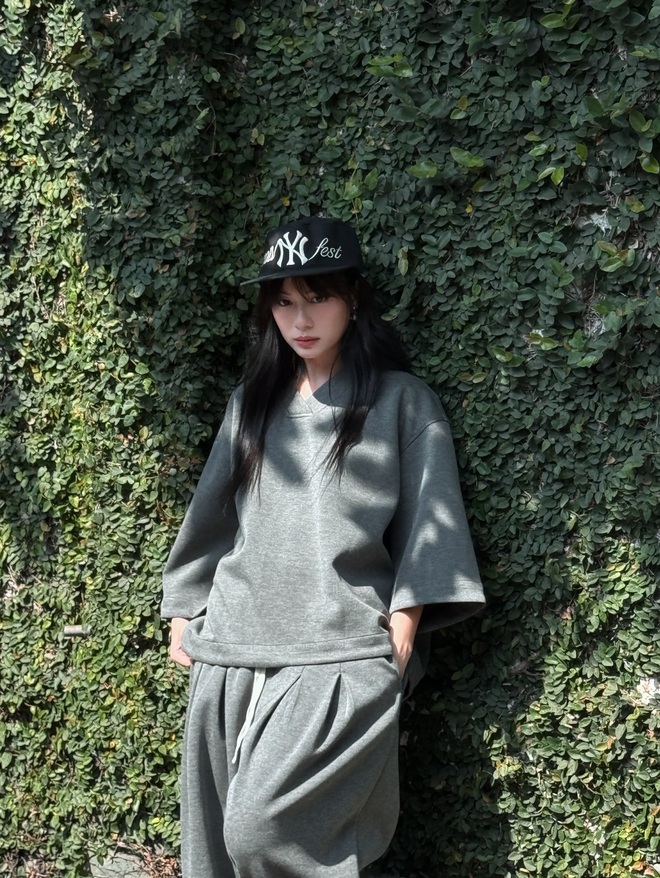 Ch&acirc;n dung hội n&agrave;ng thơ "thế hệ mới" đang y&ecirc;u c&aacute;c nam thần Vbiz: Kh&ocirc;ng đ&ograve;i "danh phận" nhưng sơ hở l&agrave; lộ hint hẹn h&ograve;- Ảnh 3.