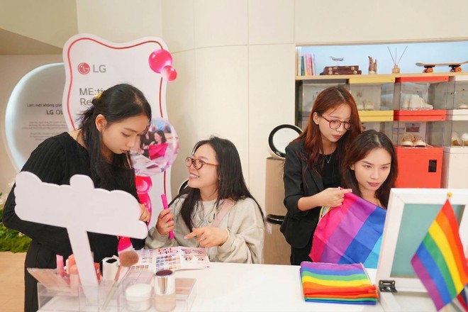 Xuất hiện to&agrave; nh&agrave; mới chỉ d&agrave;nh ri&ecirc;ng cho giới trẻ ngay trung t&acirc;m TP.HCM, c&oacute; cả test Personal Color v&agrave; nghe nhạc lu&ocirc;n tr&ecirc;n m&acirc;y!- Ảnh 9.