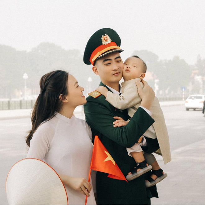 Màn tán gái 8 năm trước của chú bộ đội Hải Dương khiến hội đàn ông phải mang vở ra học- Ảnh 3. Màn tán gái 8 năm trước của chú bộ đội Hải Dương khiến hội đàn ông phải mang vở ra học- Ảnh 3.