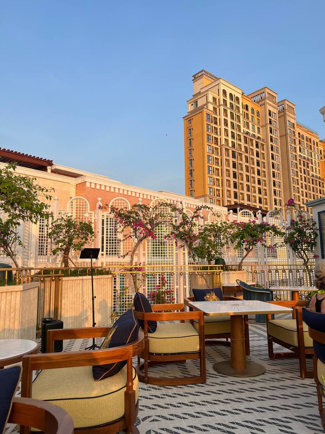 Trải nghiệm La Festa Ph&uacute; Quốc: Bỏ chục triệu một đ&ecirc;m cho resort ngập đồ hiệu đổi lấy khoảnh khắc săn ho&agrave;ng h&ocirc;n điểm 10- Ảnh 7.