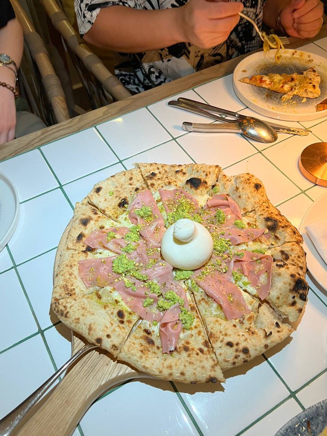 Trải nghiệm La Festa Ph&uacute; Quốc: Bỏ chục triệu một đ&ecirc;m cho resort ngập đồ hiệu đổi lấy khoảnh khắc săn ho&agrave;ng h&ocirc;n điểm 10- Ảnh 15.