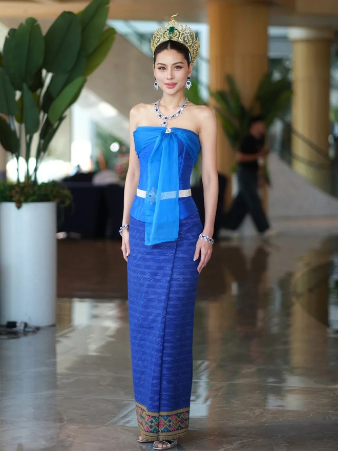 Tiết lộ sốc của nữ ca sĩ 32 tuổi vừa đăng quang Hoa hậu H&ograve;a b&igrave;nh Th&aacute;i Lan- Ảnh 8.