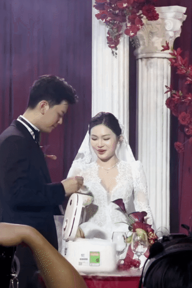 Nghi thức độc lạ trong lễ cưới của đại thiếu gia Bạc Liêu: Vừa thiêng liêng vừa đậm bản sắc gia đình - Ảnh 7.