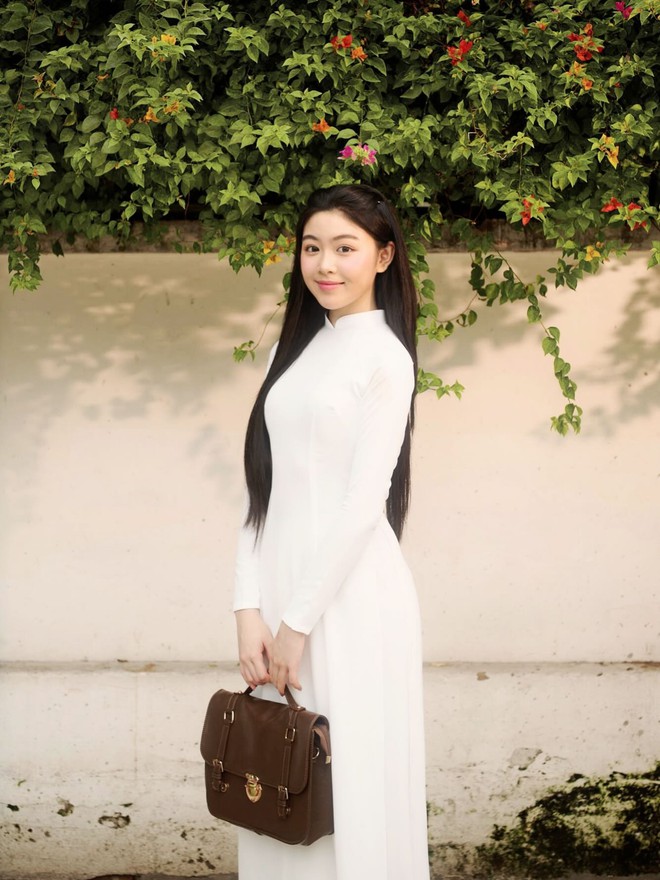 Lọ Lem "đụng độ" cam thường với Tiểy Vy - Ảnh 6.