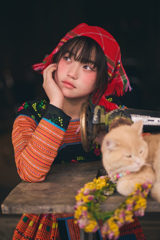 Ch&acirc;n dung b&eacute; g&aacute;i người M&ocirc;ng c&oacute; vẻ đẹp trong veo, l&acirc;u lắm rồi mới c&oacute; một bộ ảnh khuấy đảo đến thế!- Ảnh 6.