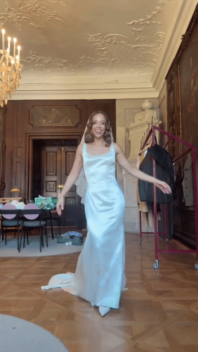 M&ecirc; mẩn tay nghề của &ldquo;ph&aacute;p sư Hội An&rdquo;, kh&aacute;ch T&acirc;y may lu&ocirc;n v&aacute;y cưới cho uy t&iacute;n- Ảnh 1.