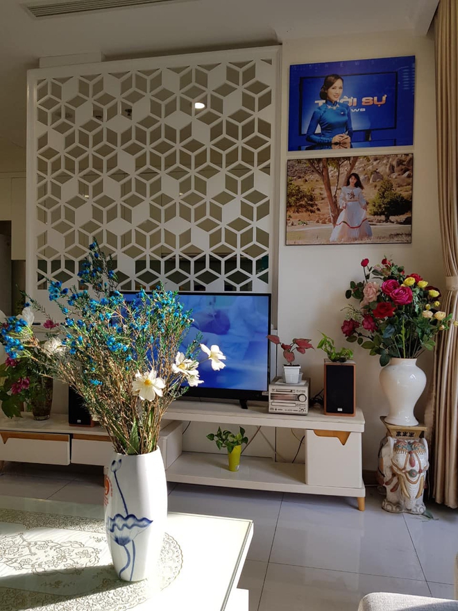 Con g&aacute;i nh&agrave; s&aacute;ng chế nổi tiếng Việt Nam l&agrave; BTV thời sự 19h: Tổ ấm giản dị, lần hiếm hoi tiết lộ về chồng - Ảnh 8.