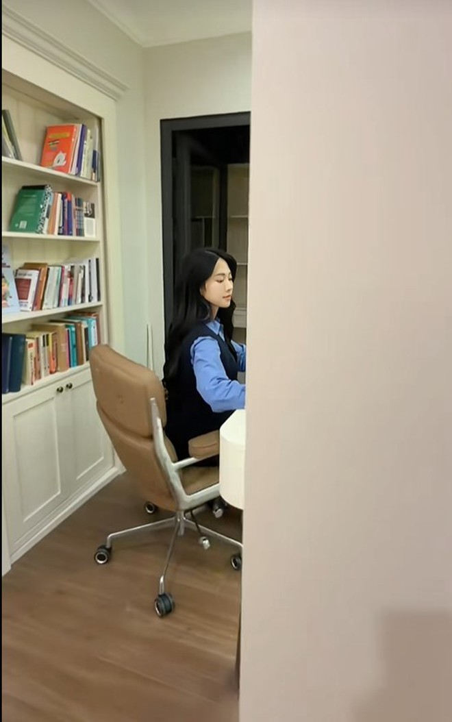 &ldquo;C&ocirc; gi&aacute;o l&agrave; bạn th&acirc;n Quỳnh Kool&rdquo;: 3 năm trước thu nhập 200 triệu/th&aacute;ng, ở căn hộ view nh&igrave;n thẳng ĐH VinUni- Ảnh 10.