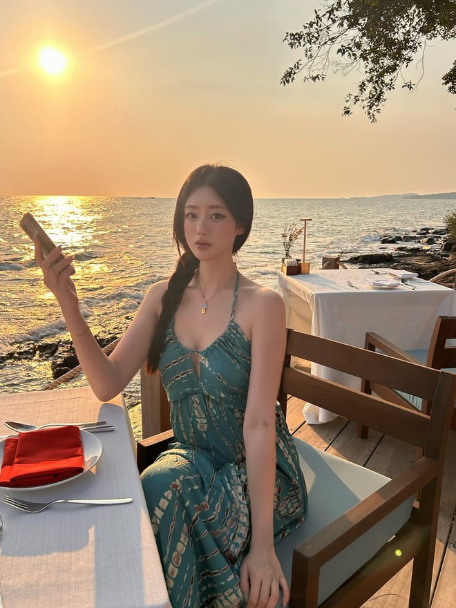 D&agrave;n tiếp vi&ecirc;n h&agrave;ng kh&ocirc;ng, mỹ nh&acirc;n quốc tế đổ bộ ở b&atilde;i biển, resort Ph&uacute; Quốc, Nha Trang- Ảnh 14.