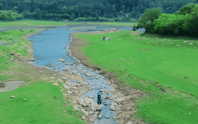 Hội mê xê dịch đang "phát điên" với Suối Mỡ!- Ảnh 10. Hội mê xê dịch đang "phát điên" với Suối Mỡ!- Ảnh 10.