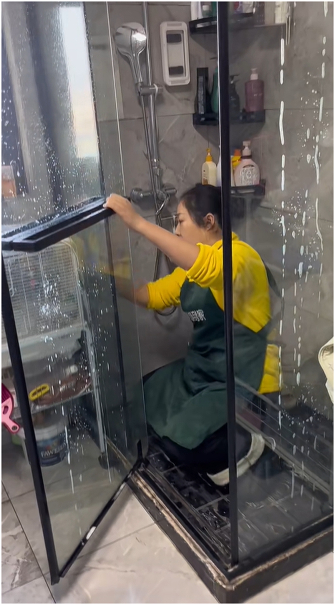 "Các bà giúp việc ngáo giá phải không ạ? Đòi 12 - 15 triệu bao ăn ở trong khi đại học ra đi làm lương 8 triệu"- Ảnh 4. "Các bà giúp việc ngáo giá phải không ạ? Đòi 12 - 15 triệu bao ăn ở trong khi đại học ra đi làm lương 8 triệu"- Ảnh 4.