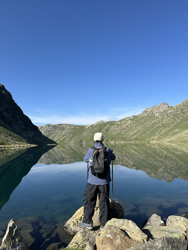 Trekking: Khi người ta trả tiền để chịu khổ, thứ cứu bạn giữa n&uacute;i rừng đ&ocirc;i khi chỉ l&agrave; một đ&ocirc;i tất- Ảnh 16.